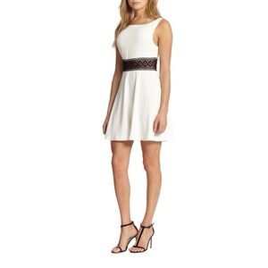Alice + Olivia Rowan White Lace Cutout Stylish Cocktail Dress Size 10 Mini Party